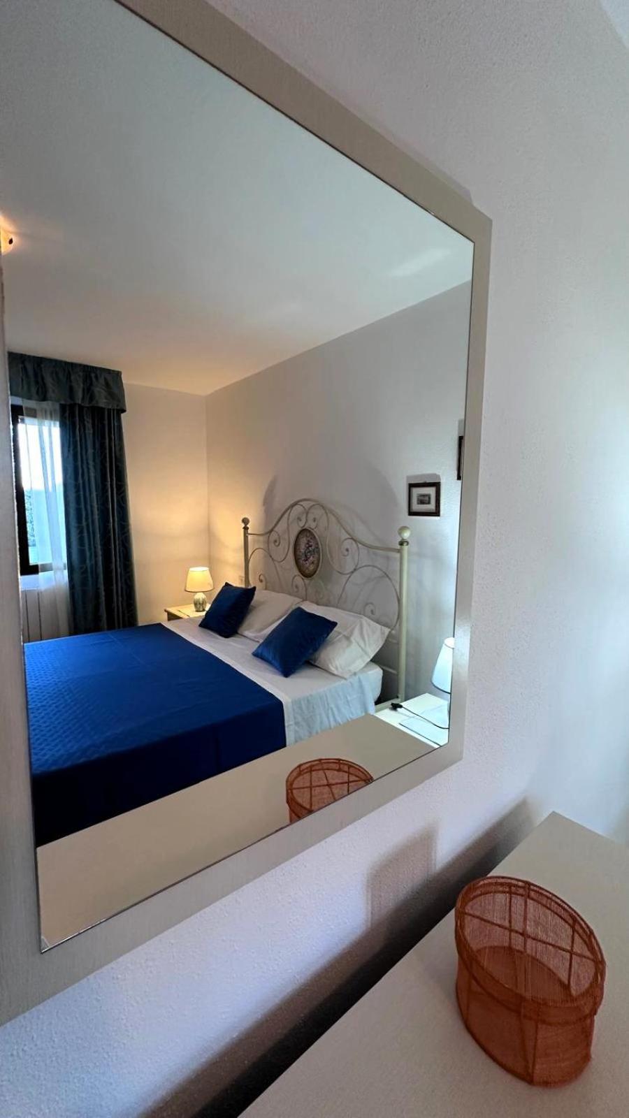 Stella Marina Apartment ออลเบีย ภายนอก รูปภาพ
